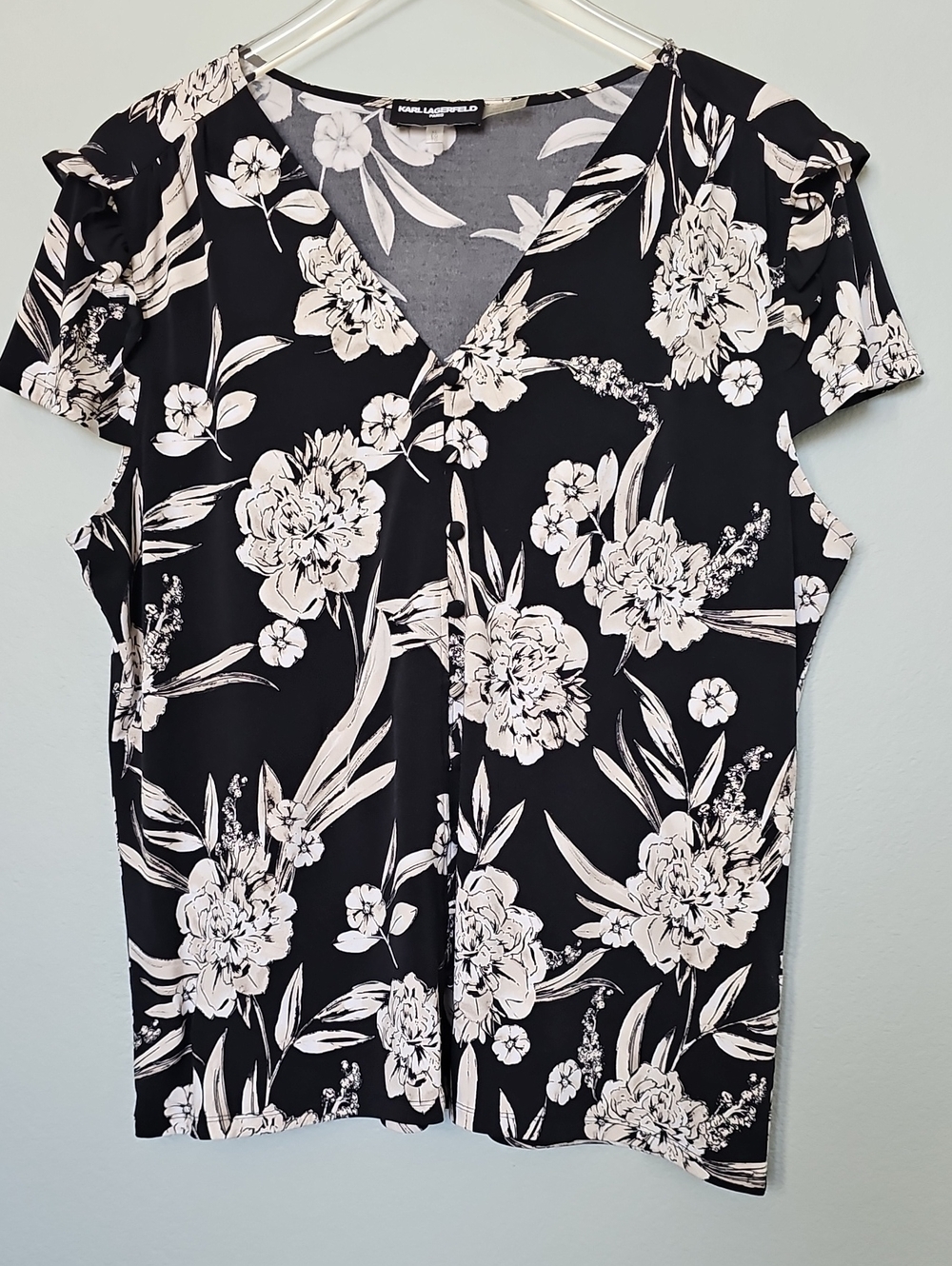Karl Lagerfeld Paris Floral Stretch Blouse in Black & White Ruffle Size XL